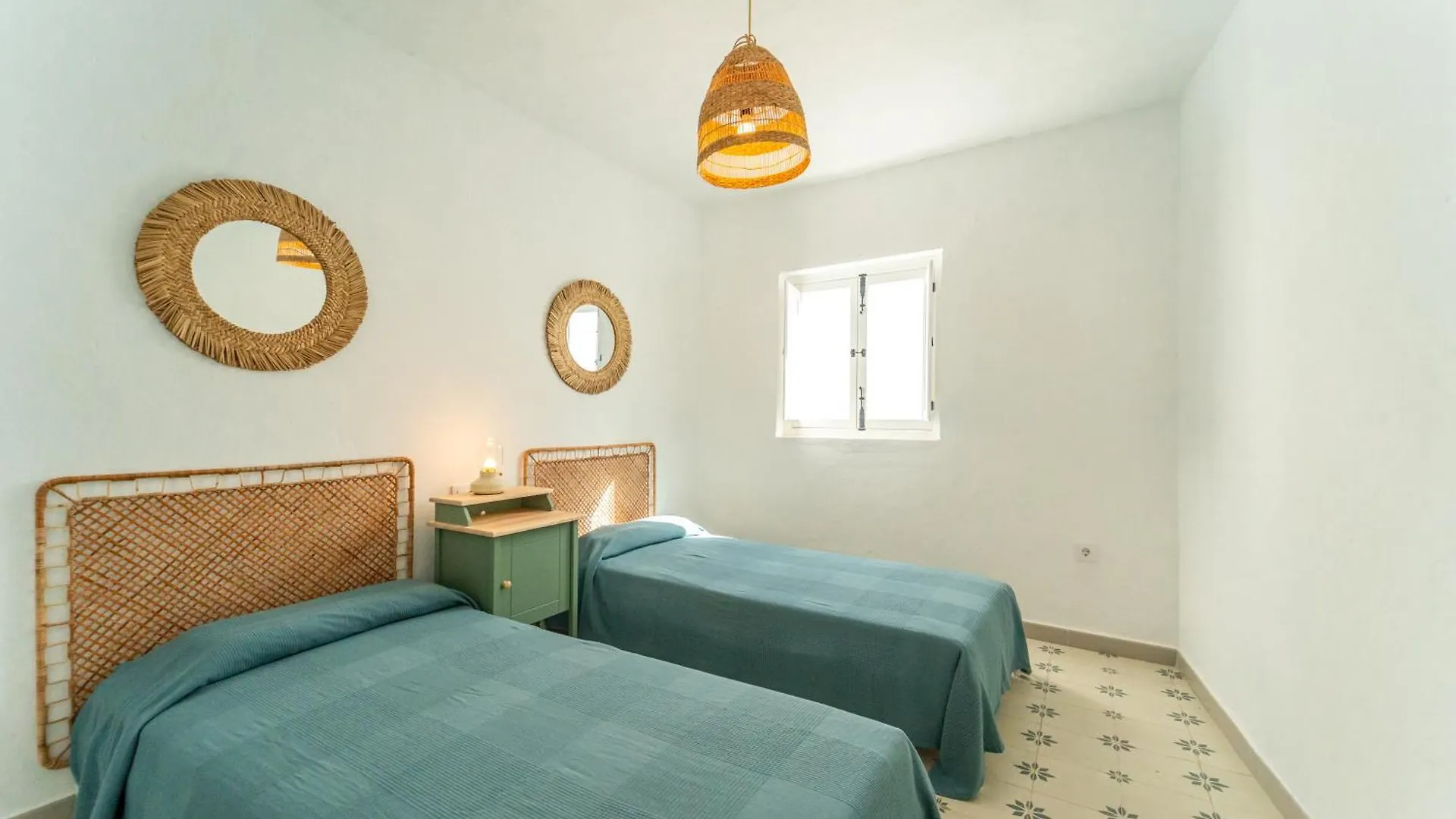 Los 4 De Rosario Apartment Vejer de la Frontera 0*,  Spain